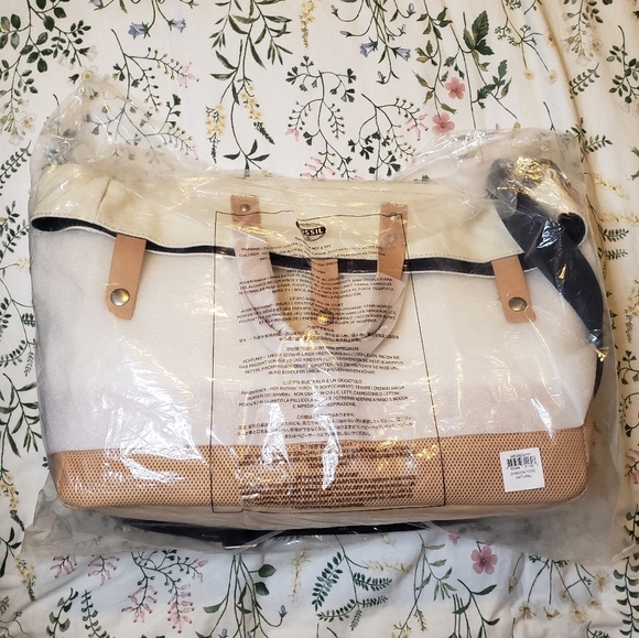 Fossil Gordon Tote in Natural (Leather & Woven) - Picture 6 of 13